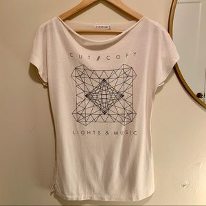 Uniqlo Graphic Top